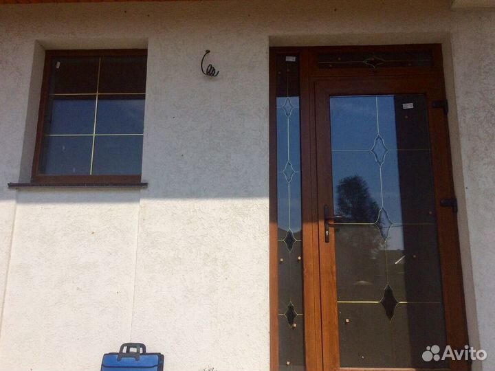 Двери окна коричневые под дерево