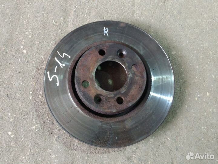 Тормозной диск передний Nissan Micra K12 CR12DE