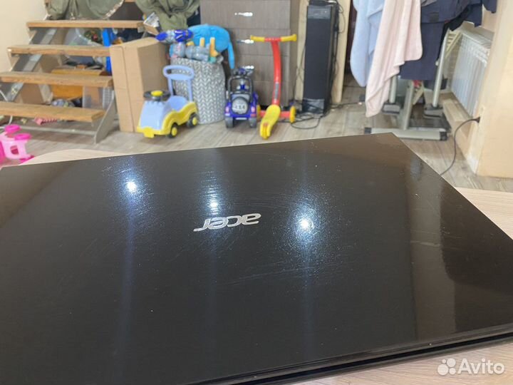 Отличный ноутбук Acer 5551G