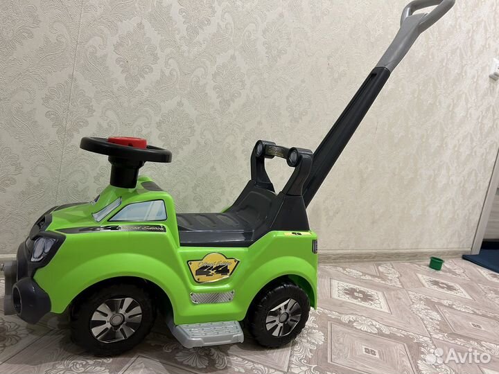 Детская машинка каталка