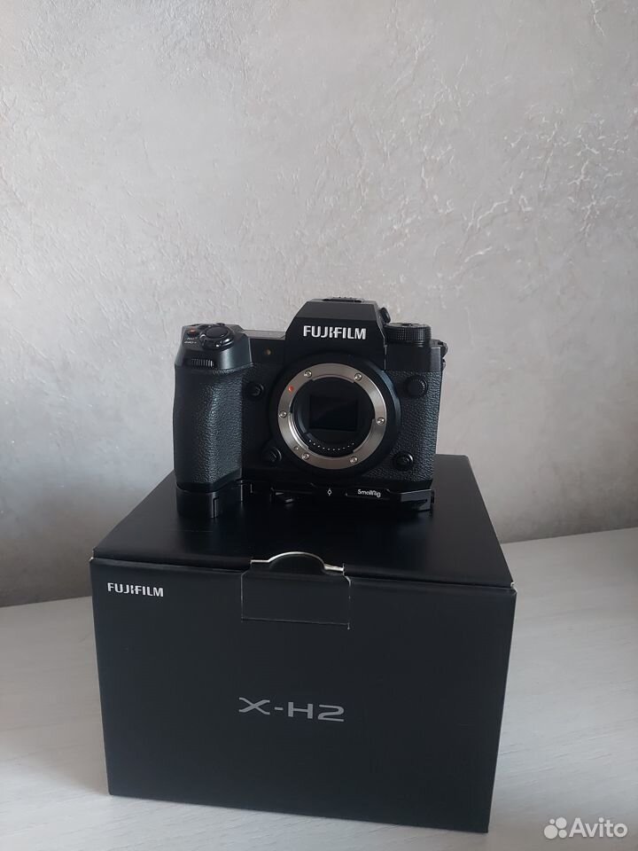 Fujifilm X-H2