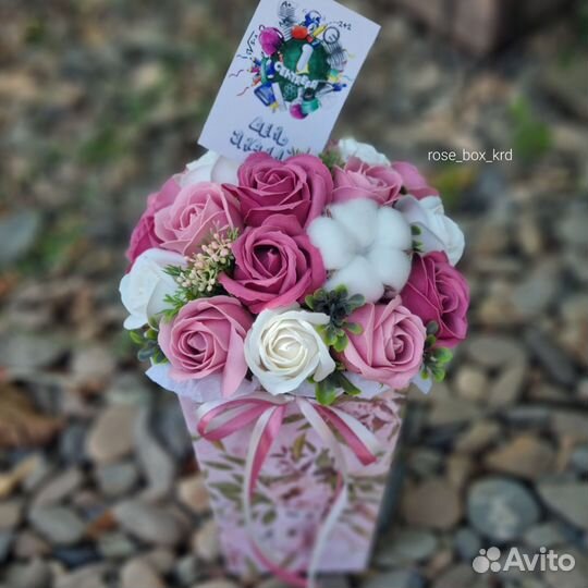 Букет-комплимент из мыльных цветов