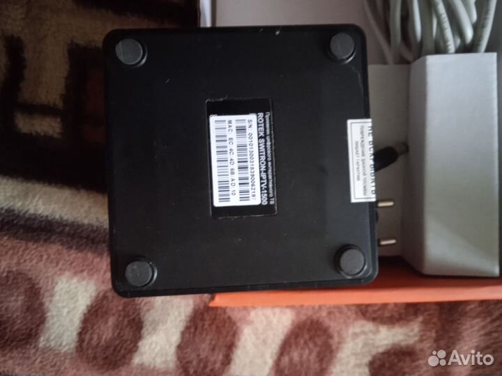 Телевизионная приставка switron-iptv-1500