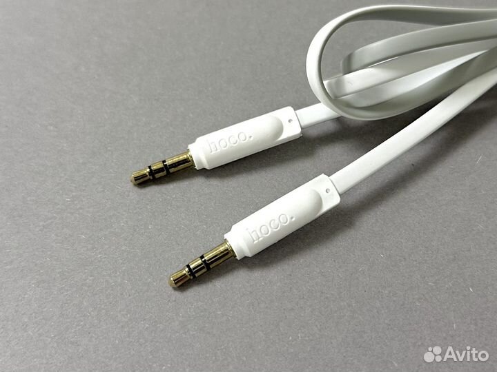 Кабель AUX