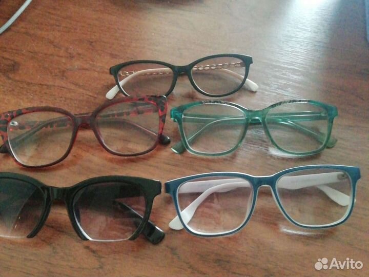 Очки женские минус 3 и футляр для очков
