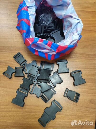 Замки ремней безопасности