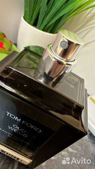 Tom Ford Oud Wood 98мл витринный образец