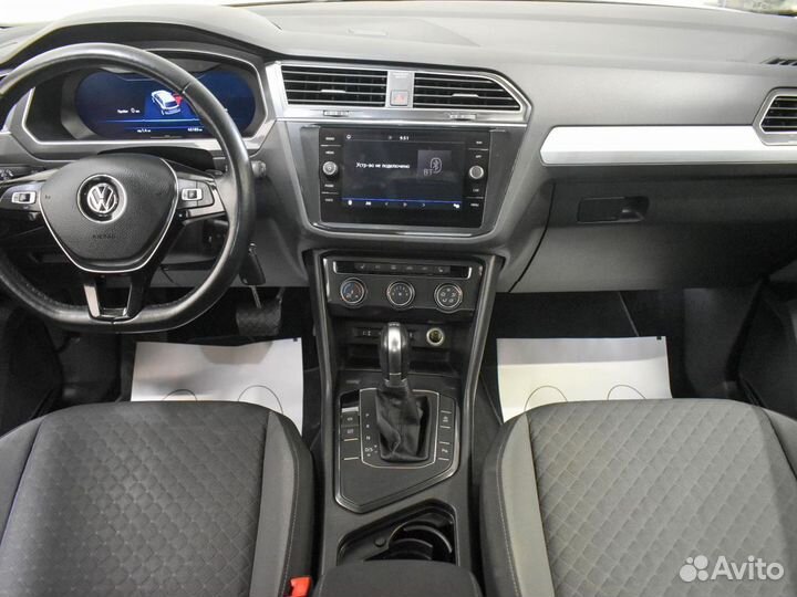 Volkswagen Tiguan 2.0 AMT, 2017, 45 180 км