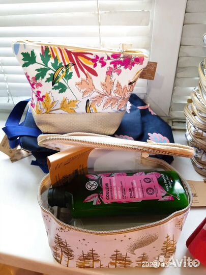 Ив Роше,Несессеры, косметички разные