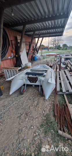 Надувная лодка