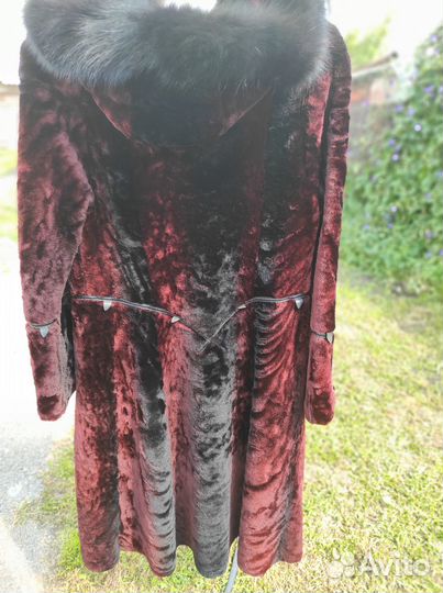 Шуба мутоновая с капюшоном