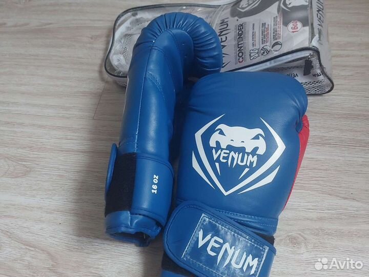 Боксерские перчатки venum 16oz