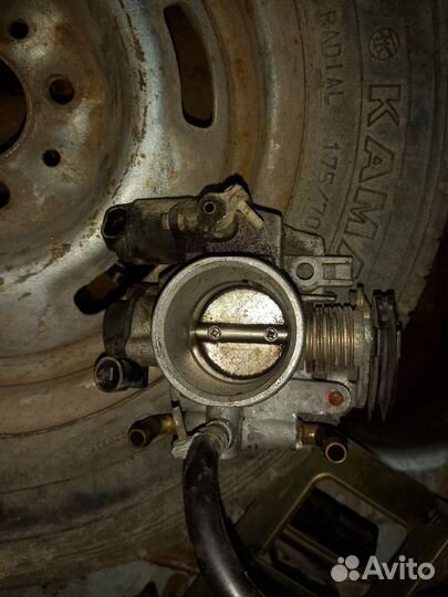 Дросельная заслонка ваз 2110-12