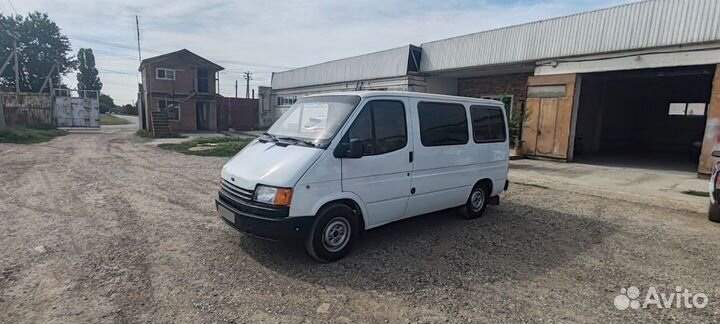 Ford Transit 2.0 МТ, 1989, 120 000 км