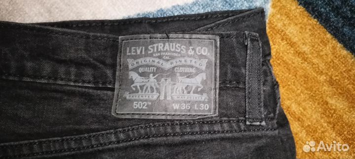 Джинсы levis 502
