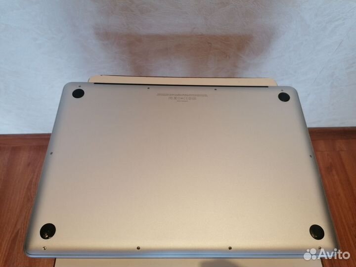 Ноутбук Apple Macbook PRO