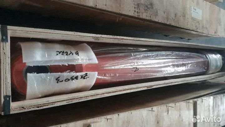 Гидроцилиндр ковша Hitachi ZX330-3