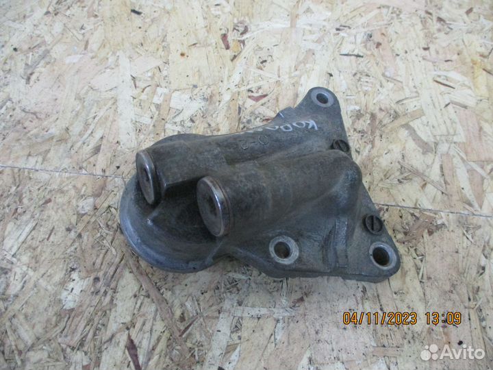 Корпус масляного фильтра Тойота Королла E-150 1ZR