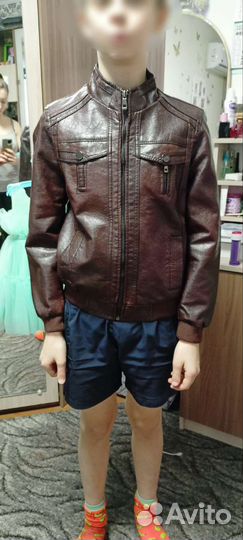 Кожаная куртка на мальчика