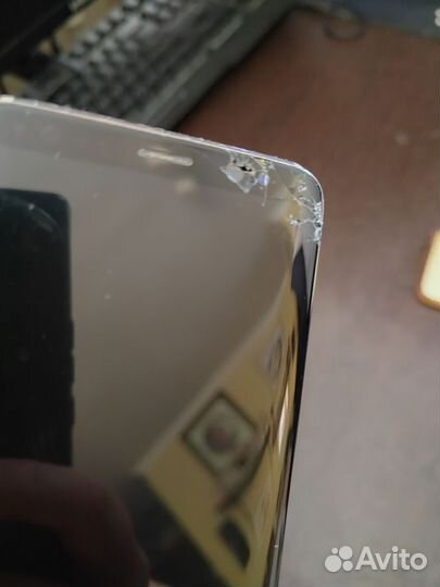 Samsung Galaxy S8, 4/64 ГБ