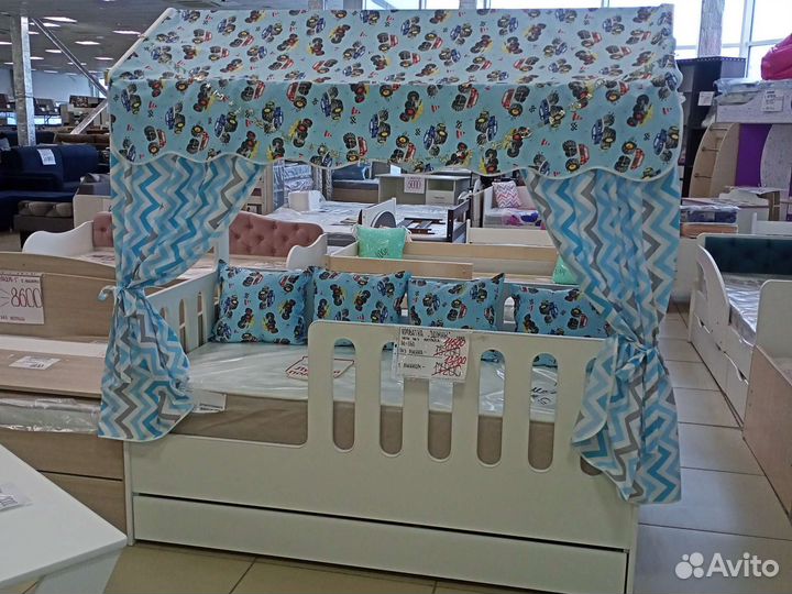 Кроватка Домик