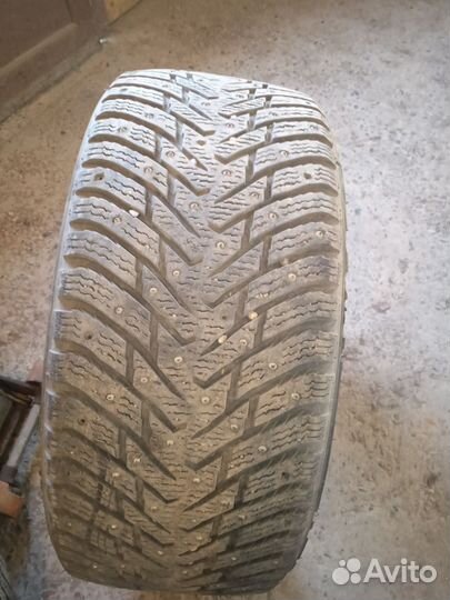 Nokian Tyres Hakkapeliitta 8 245/35 R20