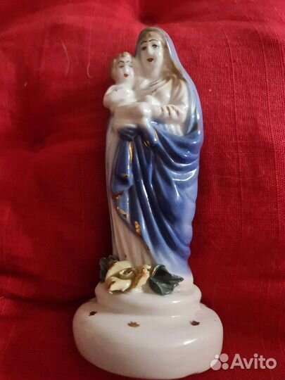 Статуэтка антикварная