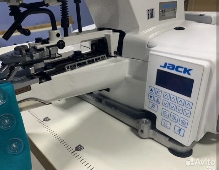 Пуговичная машина Jack 1377B