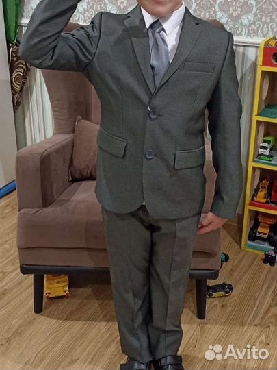 Школьный костюм для мальчика 128