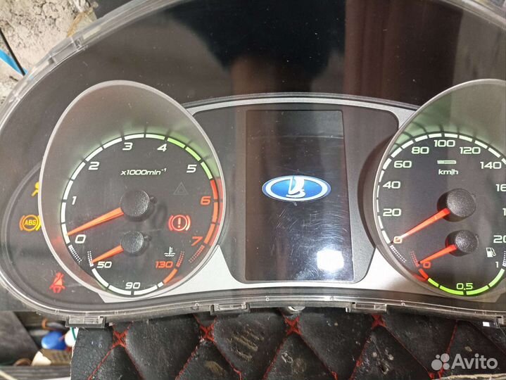 Щиток приора с навигацией