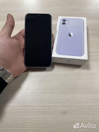 iPhone 11, 64 ГБ