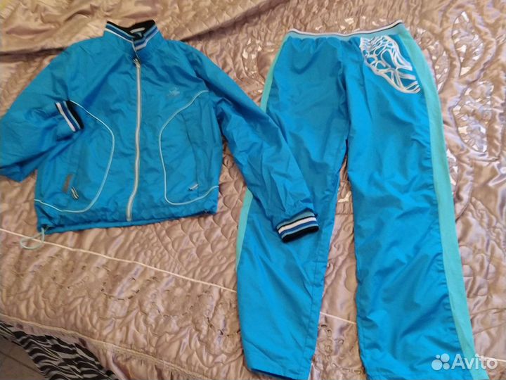 Спортивный костюм женский, р. 44. Рост 164