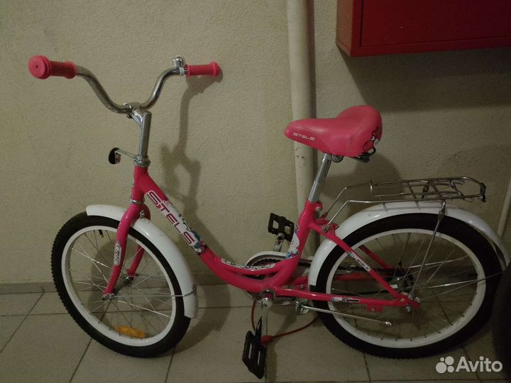 Детский велосипед для девочки,самокат для мальчика