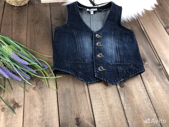 Жилетка джинсовая на мальчика Mexx