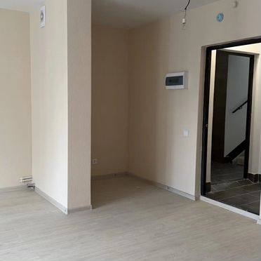 7-к. квартира, 43 м², 1/10 эт.