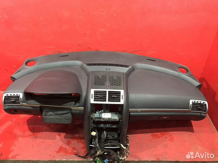 Пежо 407 торпедо Peugeot 407 панель