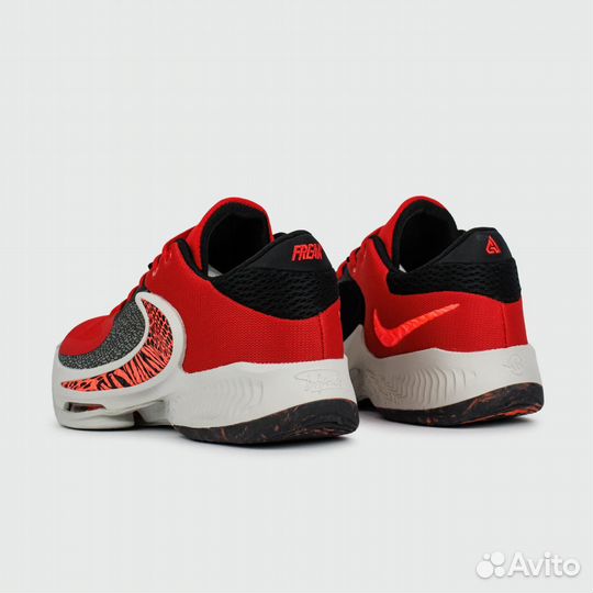 Кроссовки Nike Zoom Freak 4 University Red