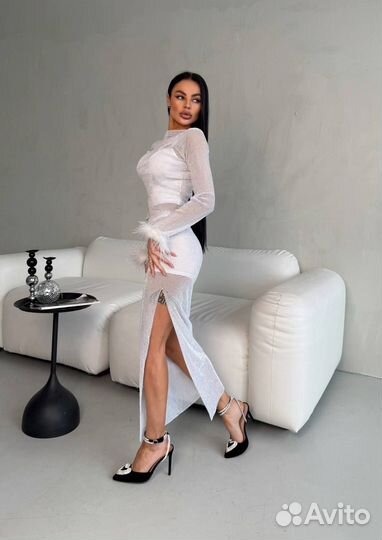 Идеальный женский костюм с прекрасной посадкой