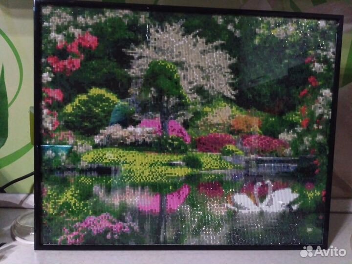 Продам готовые картины из алмазной мозайки