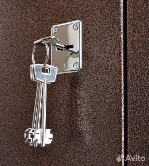 Входная металлическая дверь Броня 7 (орех)