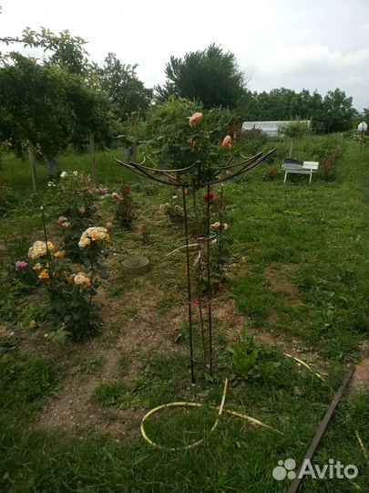 Подставки для штамбовой розы