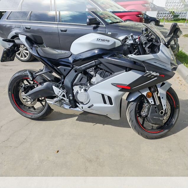 CFMOTO 675SR-R, 2026, 300 км