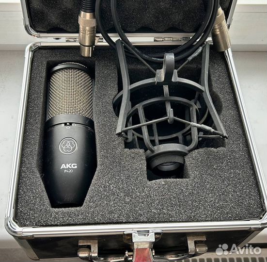 Студийный микрофон AKG P420