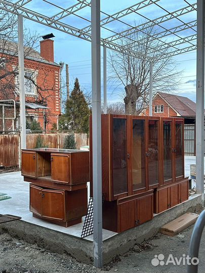 Шкаф-сервант