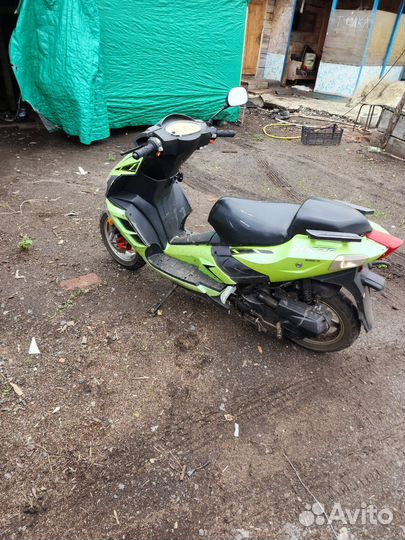 Скутер racer