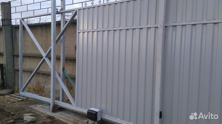 Откатные ворота с монтажом