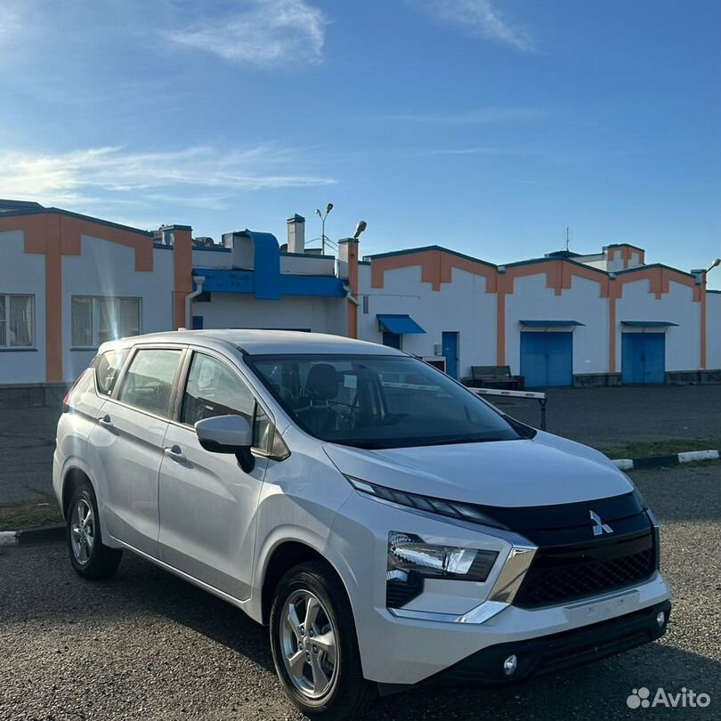 Mitsubishi Xpander 1.5 AT, 2023, 24 км