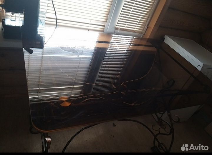 Стол кованый