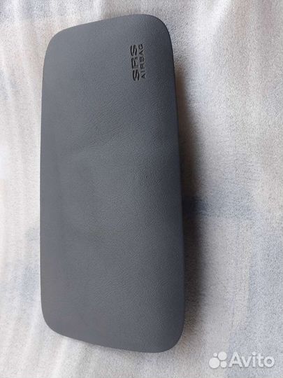 Накладка торпеды Hyundai Tucson 1