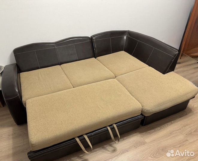Угловой диван